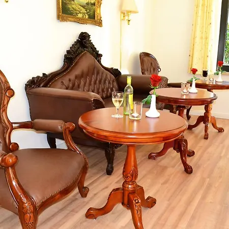 La Vita Hotel 3*