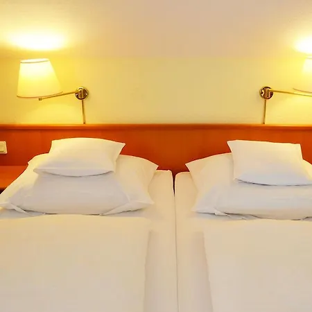 La Vita Hotel 3*